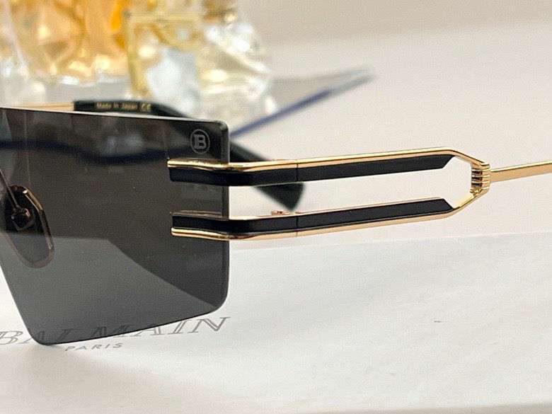 Picture of Balmain Sunglasses _SKUfw45075620fw